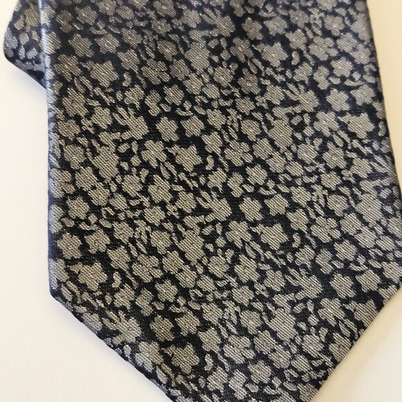 Giorgio Armani Cravatte Blue Silk Floral Jacquard Tie - Made in Italy NWOT - Picture 11 of 11
